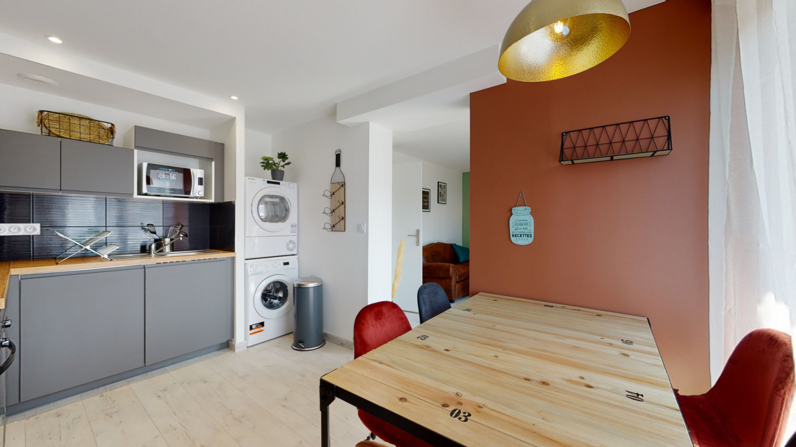 
                                                Colocation
                                                 Colocation 5 chambres