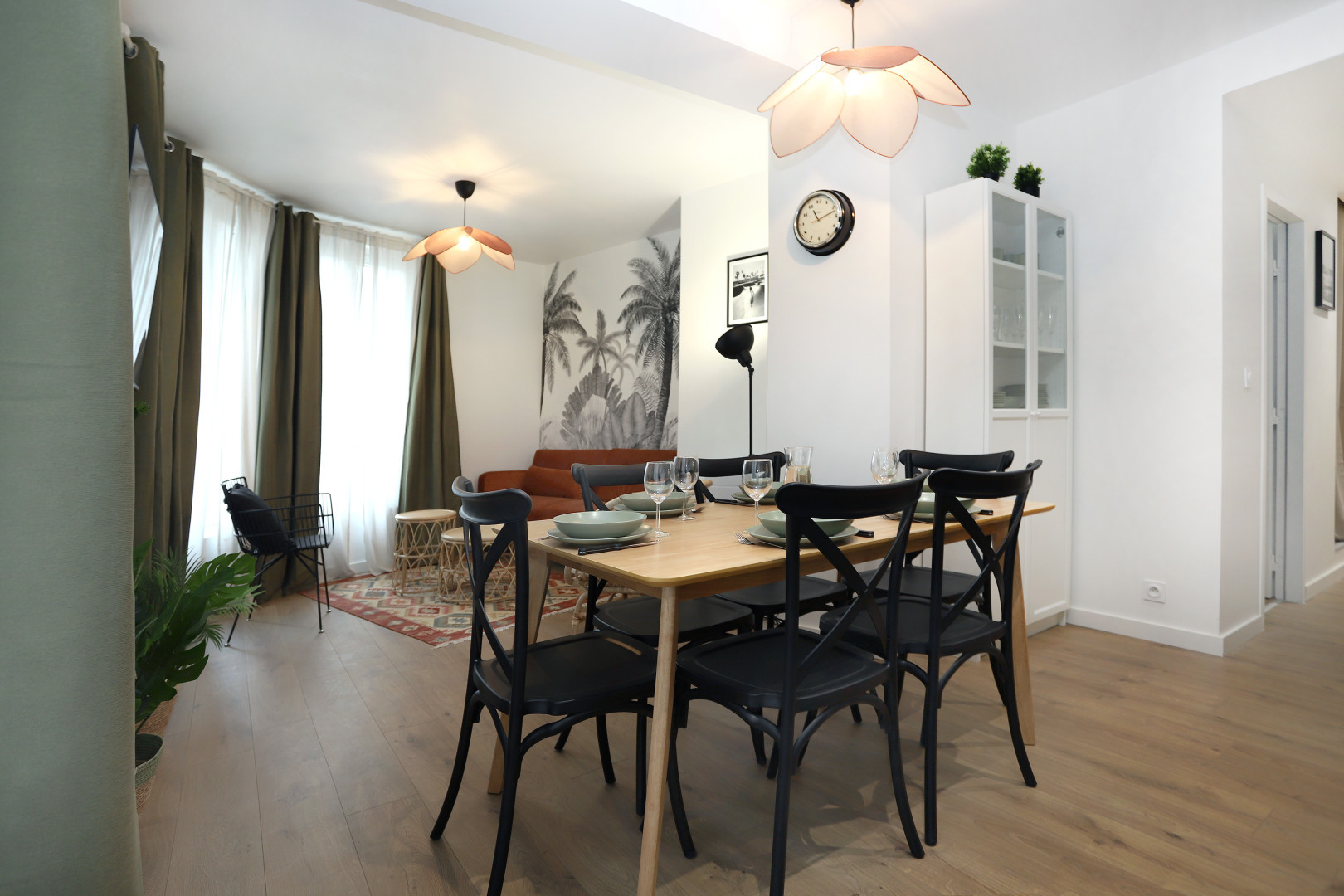 
                                                Colocation
                                                 Colocation 5 chambres