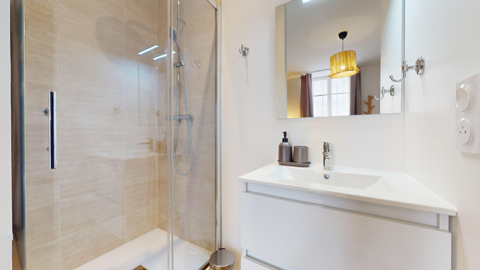 
                                                Colocation
                                                 Colocation 5 chambres