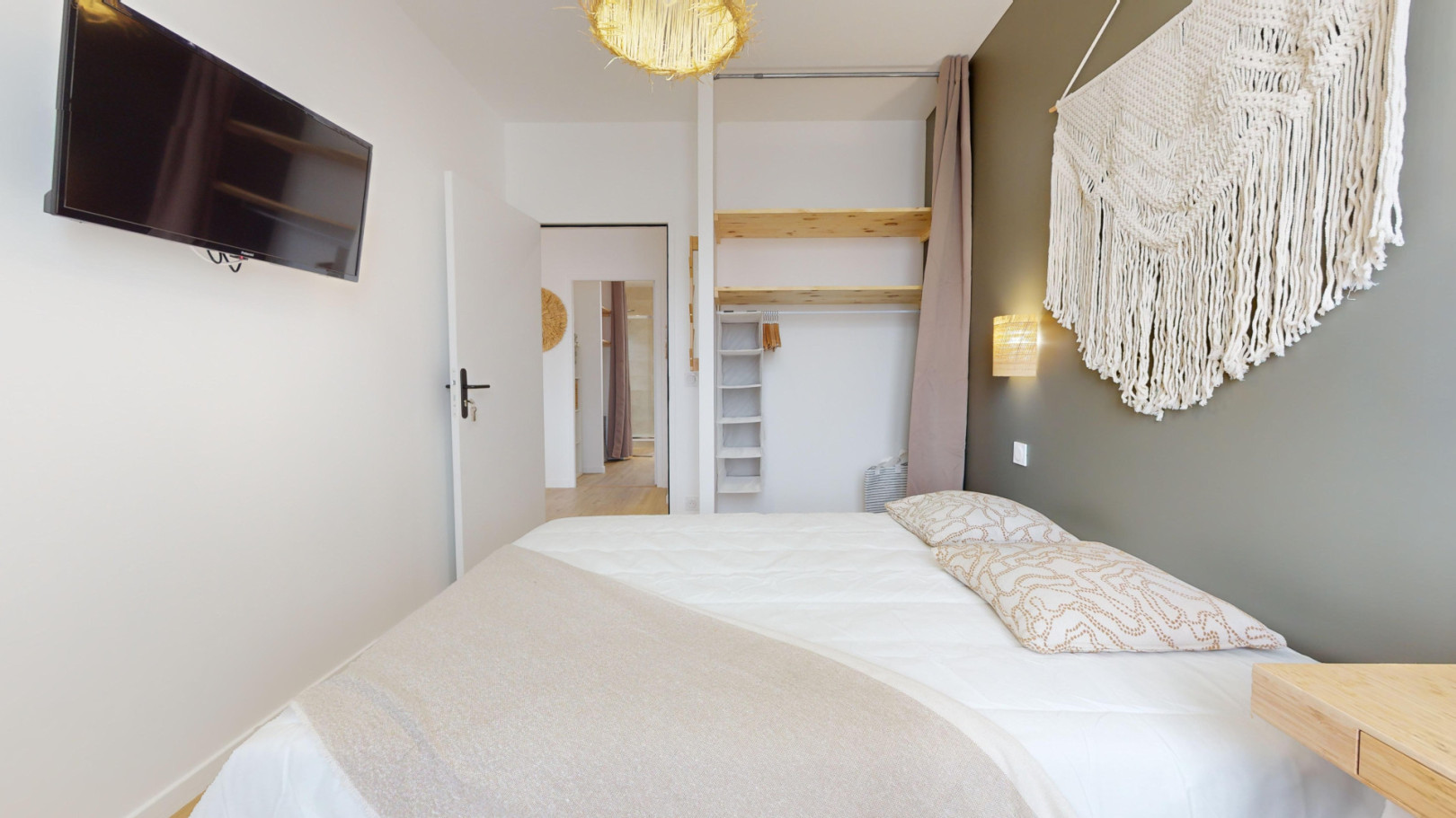 
                                                Colocation
                                                 Colocation 5 chambres