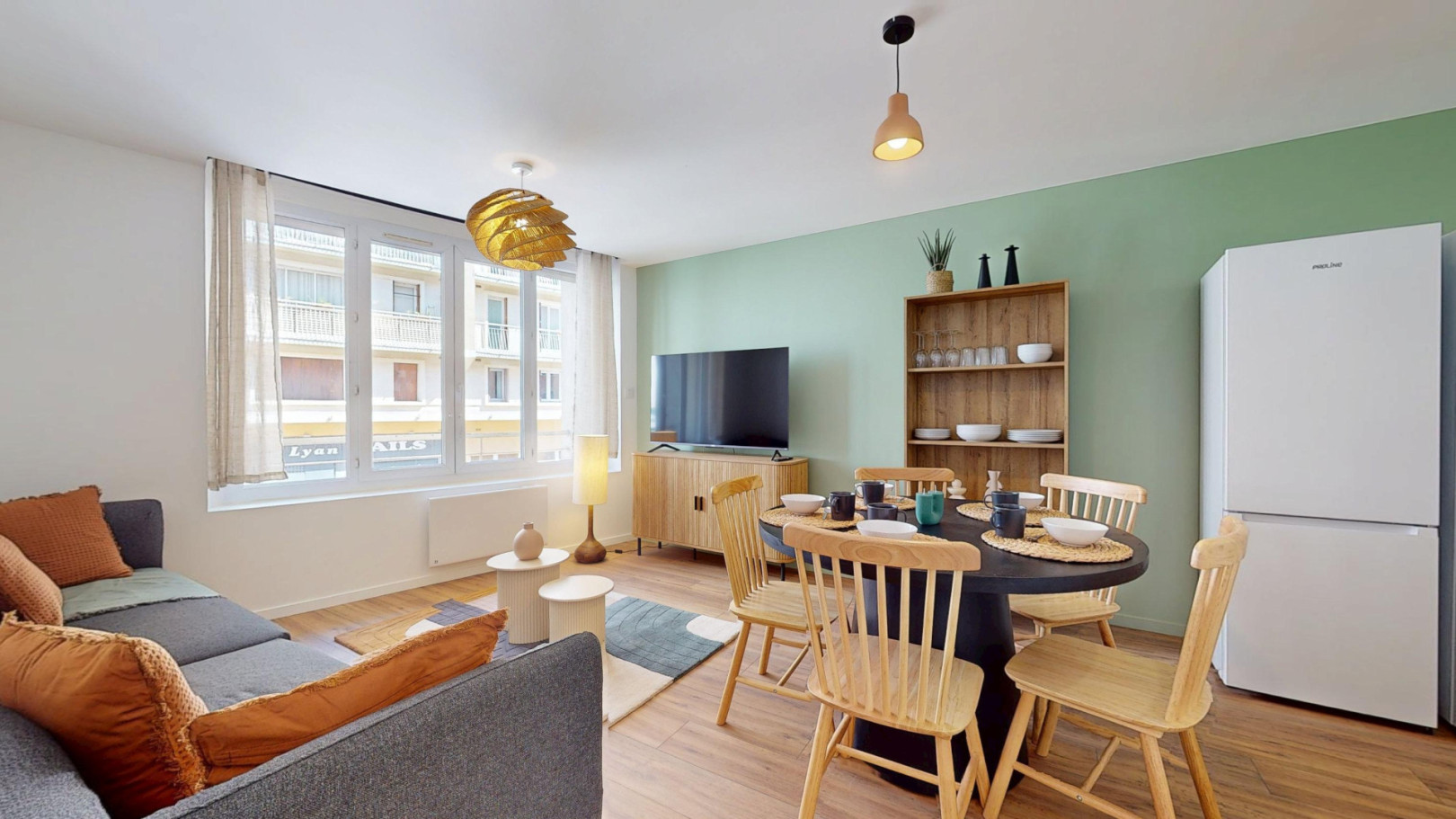 
                                                Colocation
                                                 Colocation 5 chambres