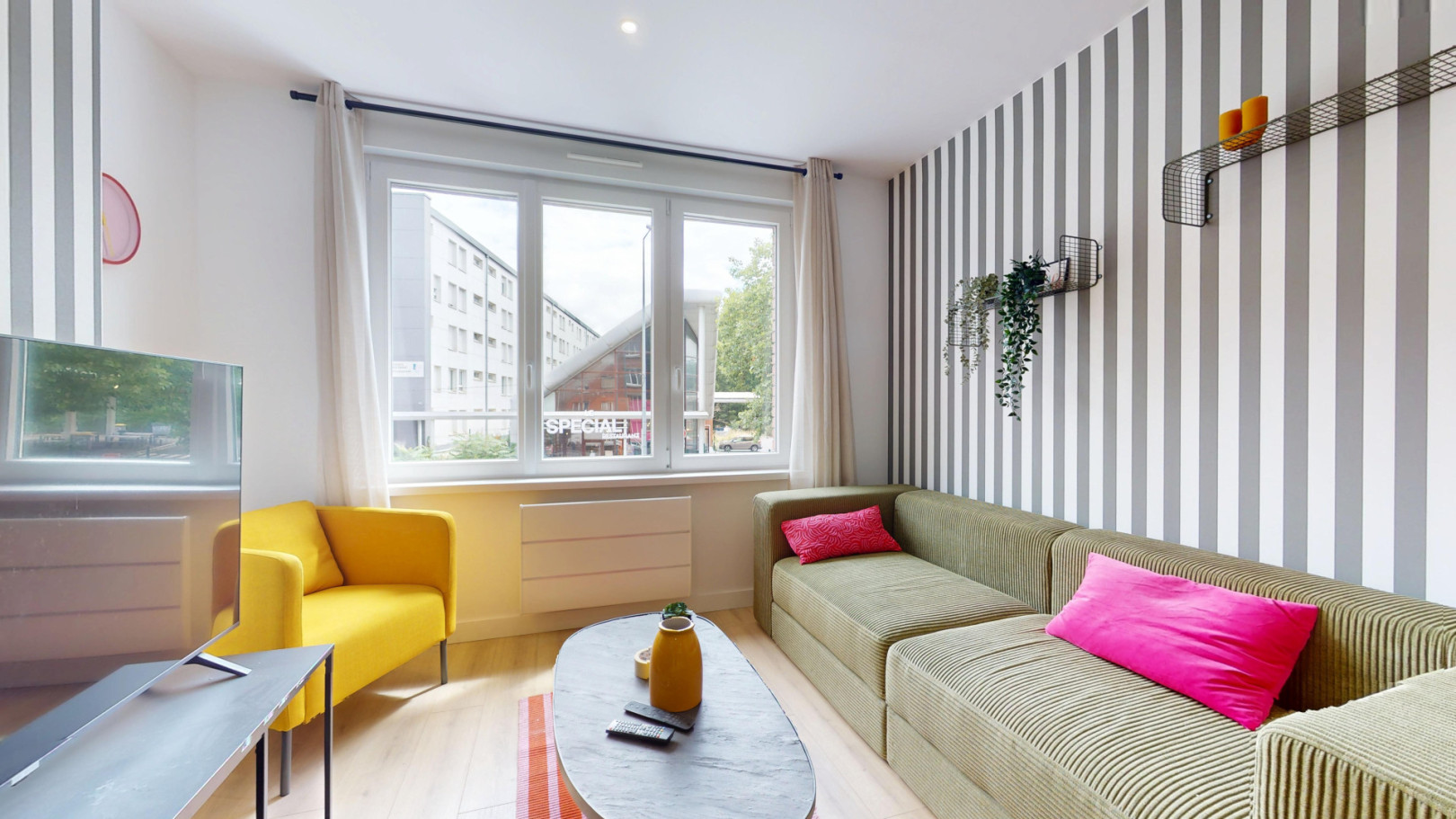 
                                                Colocation
                                                 Colocation 5 chambres