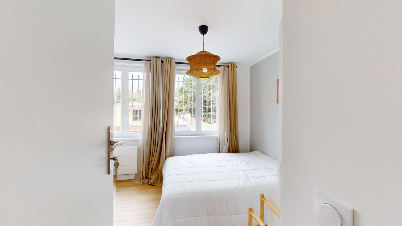 
                                                Colocation
                                                 Colocation 5 chambres