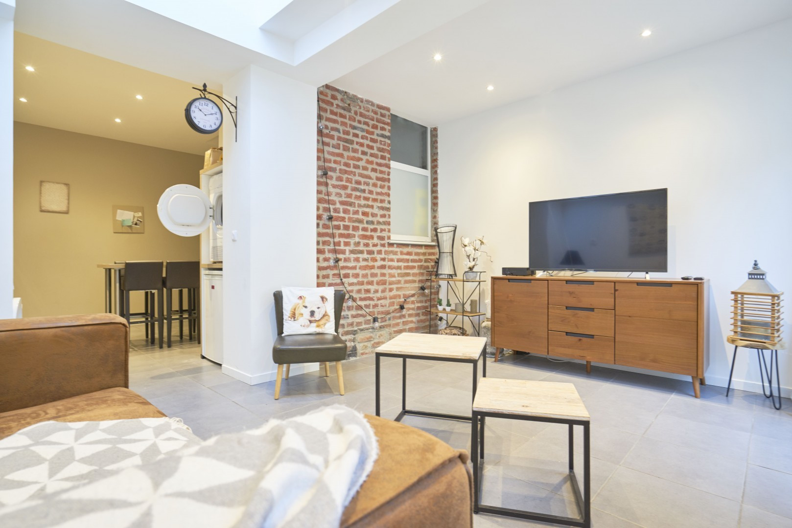 
                                                Colocation
                                                 Colocation 5 chambres