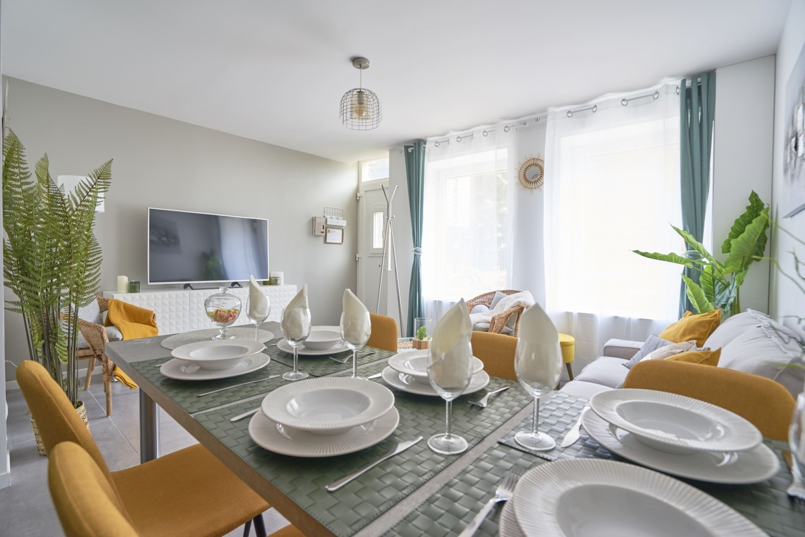 
                                                Colocation
                                                 Colocation 5 chambres