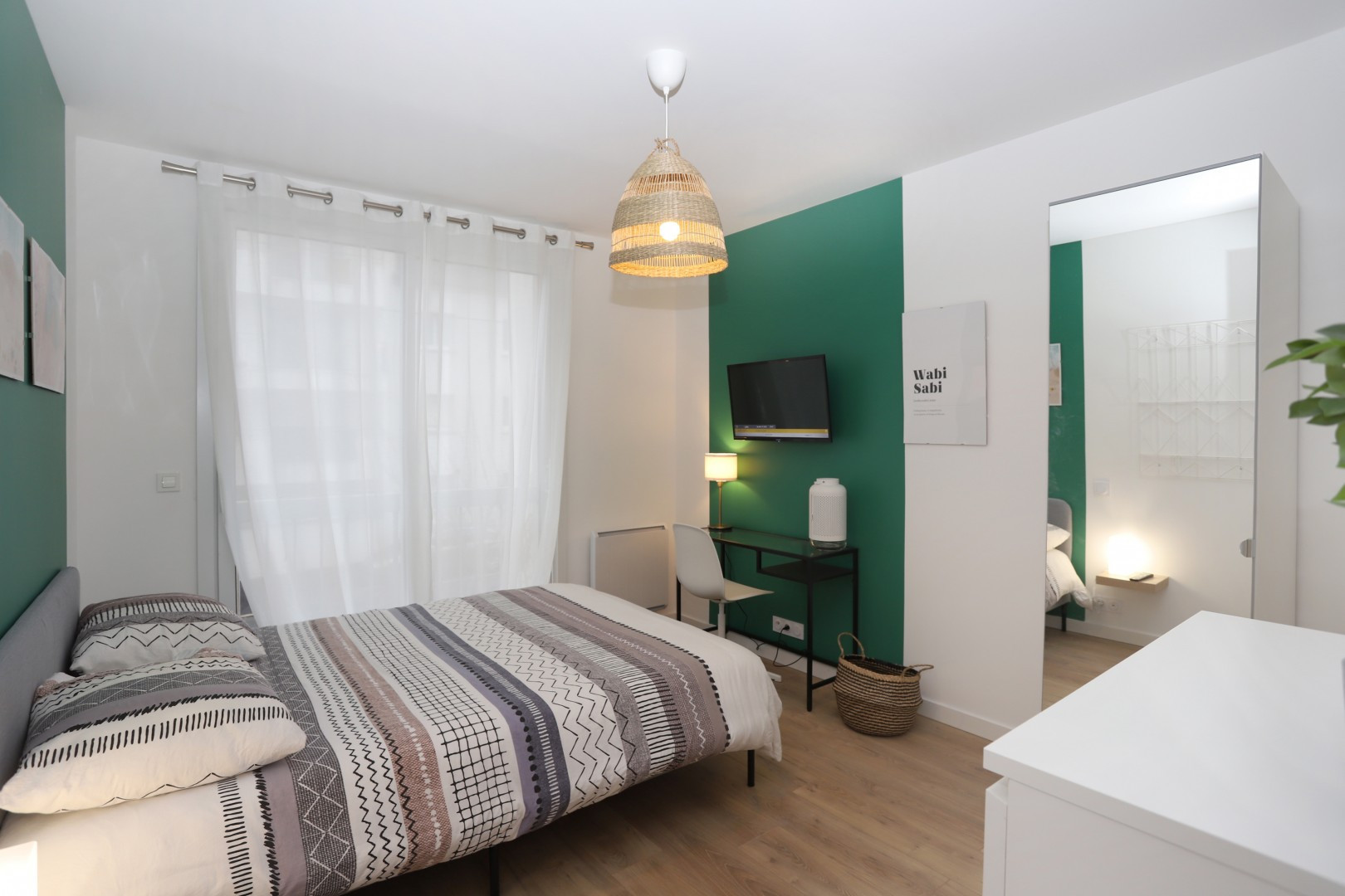 
                                                Colocation
                                                 Colocation 5 chambres