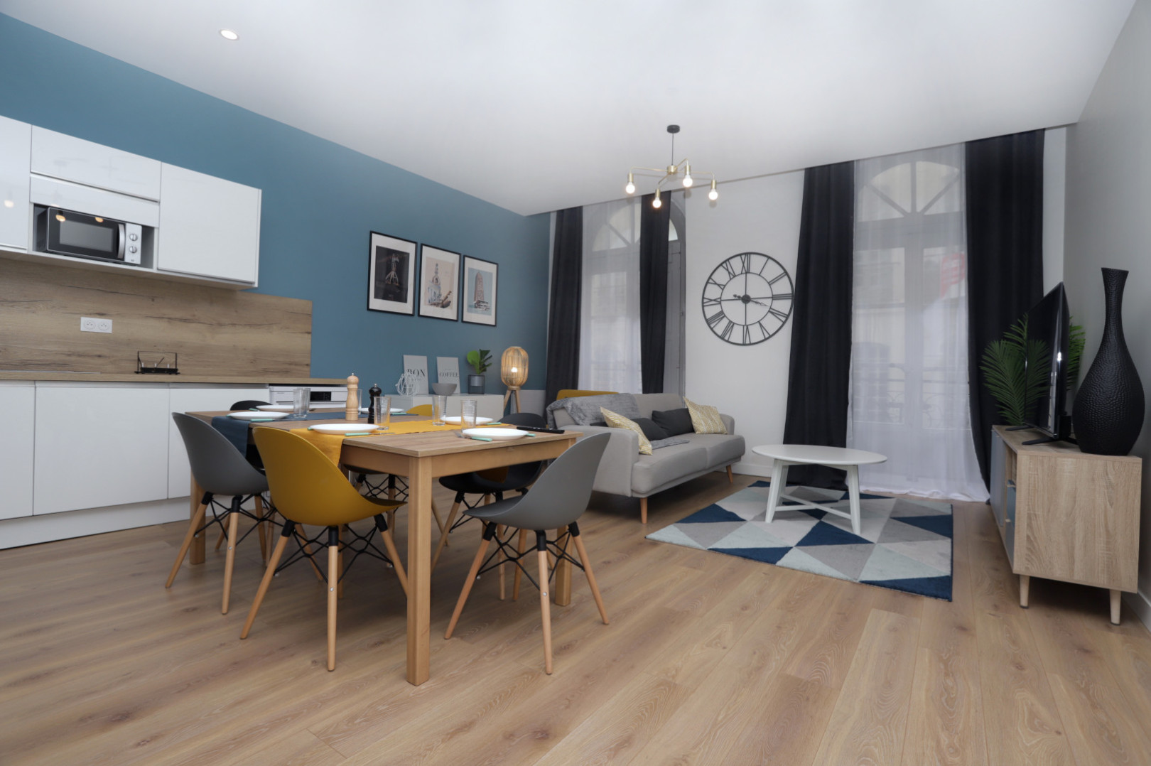 
                                                Colocation
                                                 Colocation 5 chambres