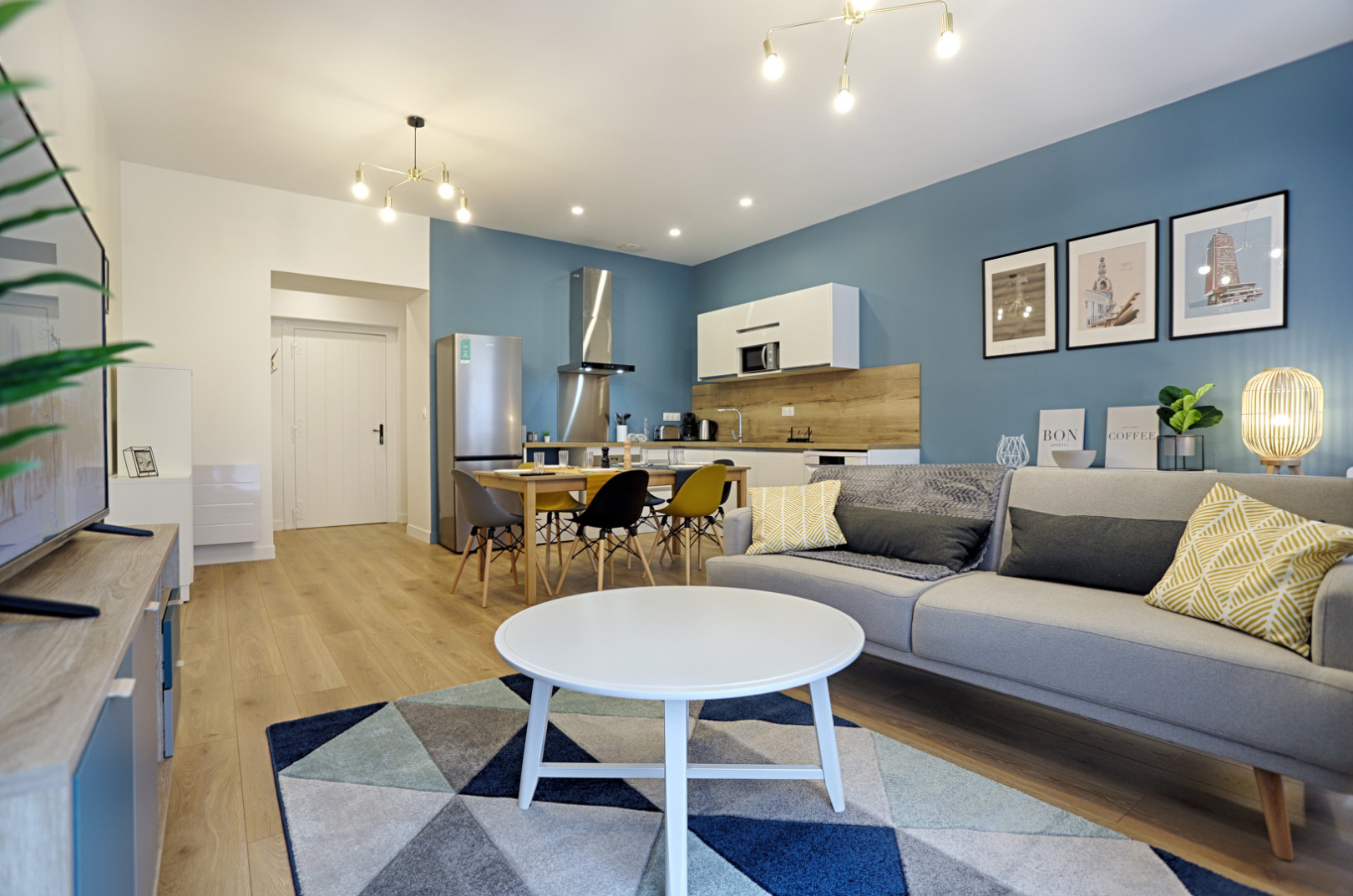 
                                                Colocation
                                                 Colocation 5 chambres