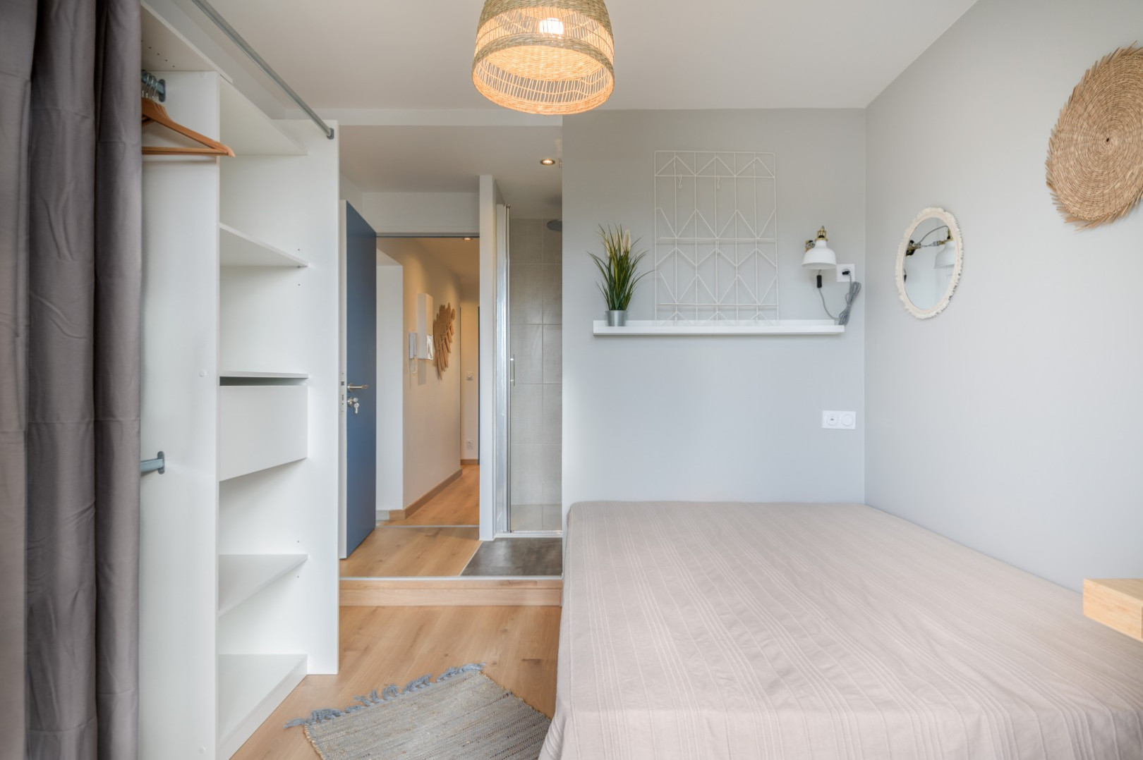 
                                                Colocation
                                                 Colocation 5 chambres