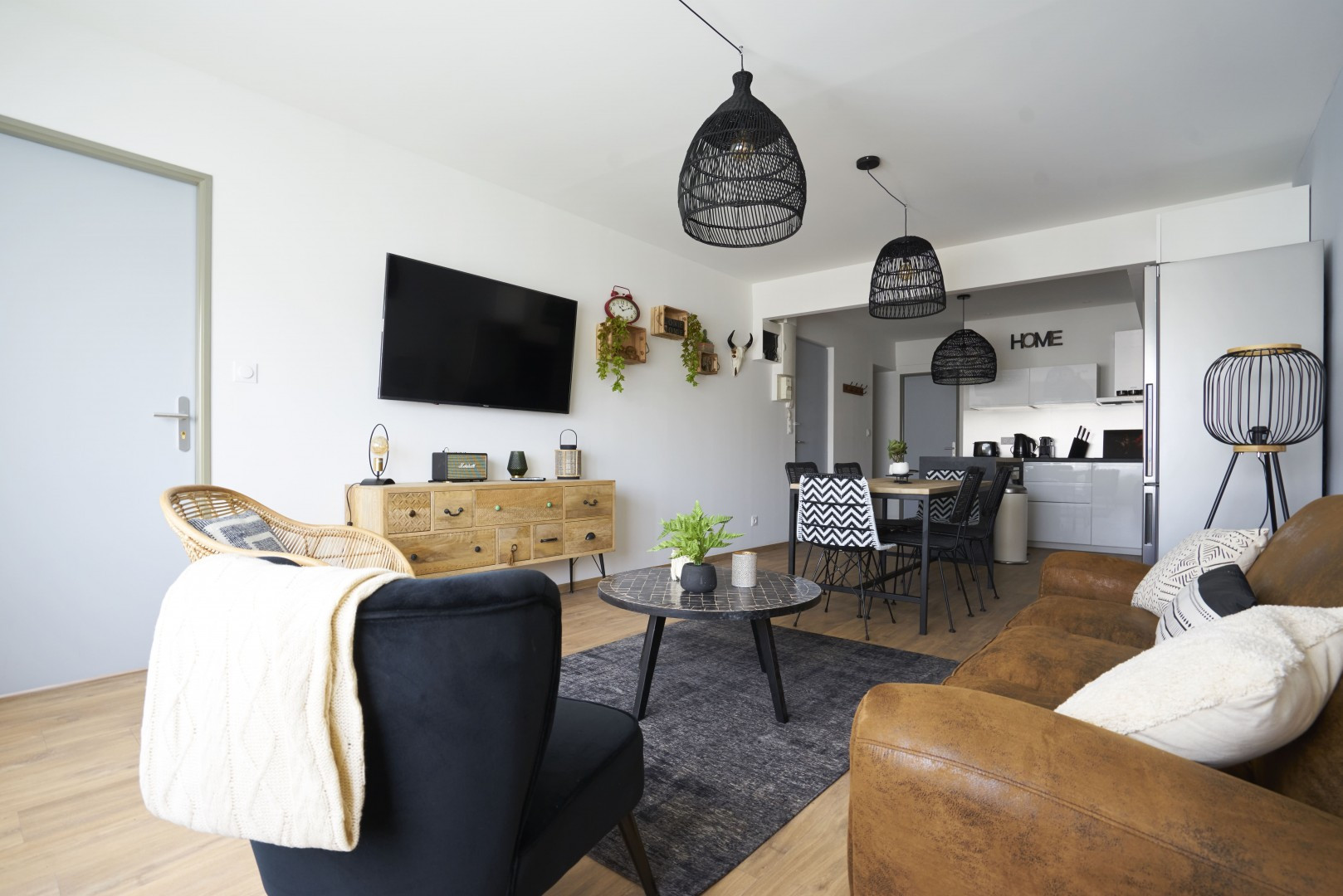
                                                Colocation
                                                 Colocation 5 chambres