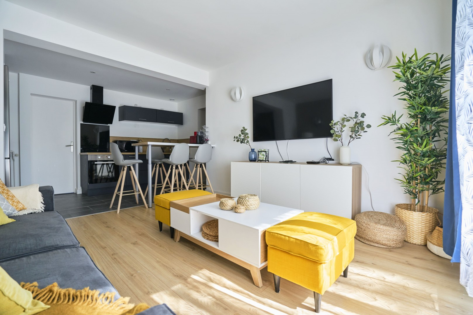 
                                                Colocation
                                                 Colocation 5 chambres