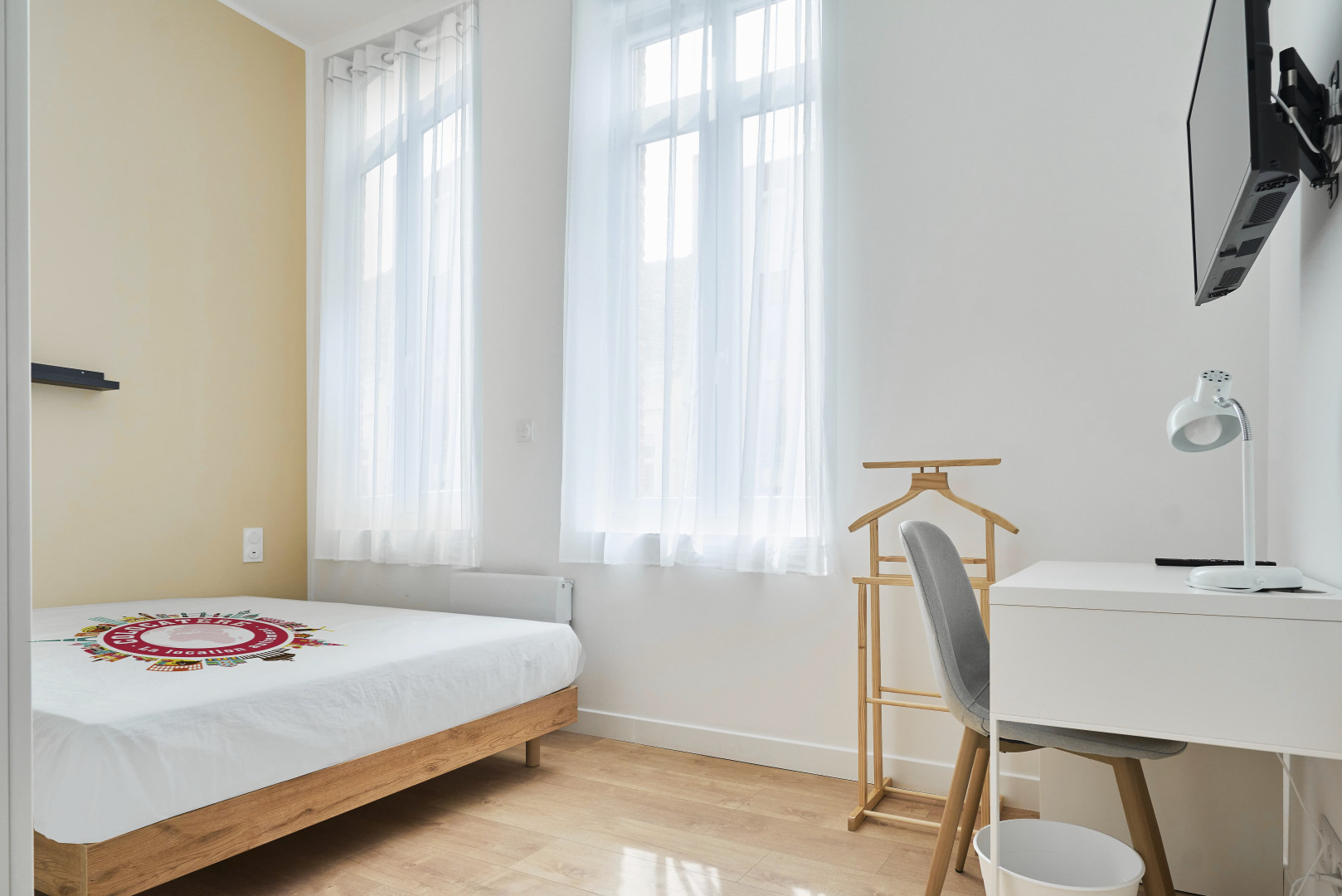 
                                                Colocation
                                                 Colocation 5 chambres