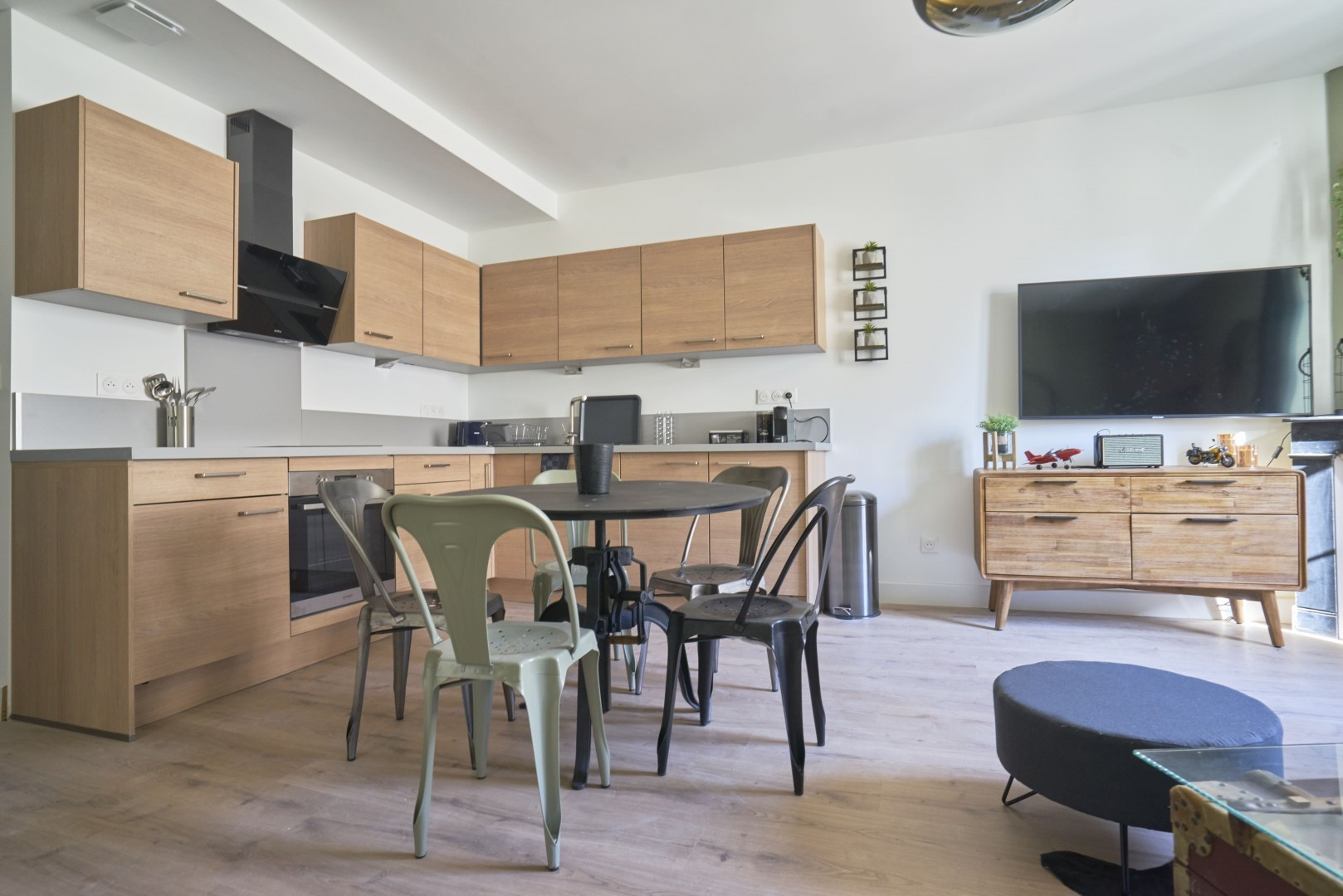
                                                Colocation
                                                 Colocation 5 chambres