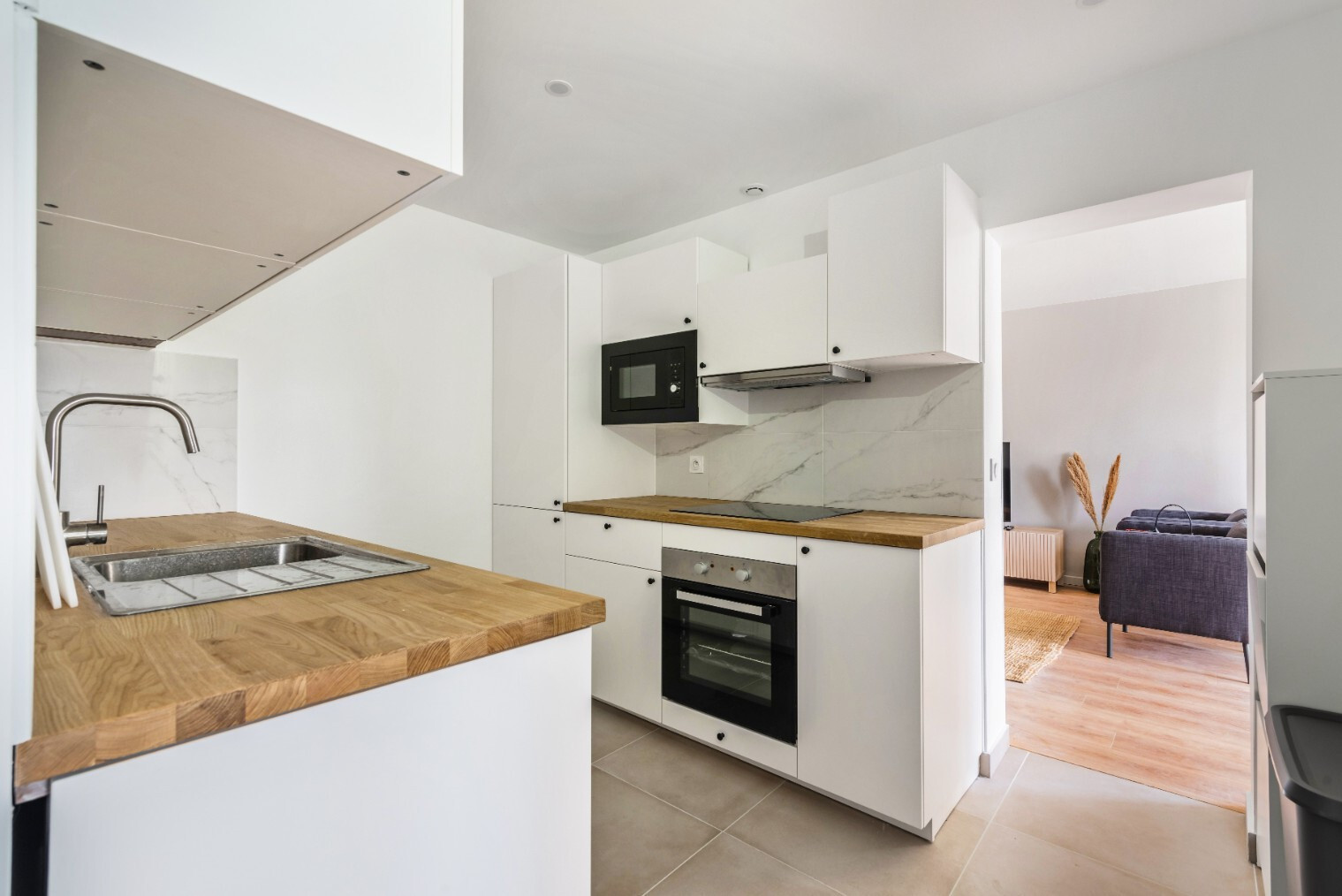 
                                                Colocation
                                                 Colocation 5 chambres avec salle d'eau privat