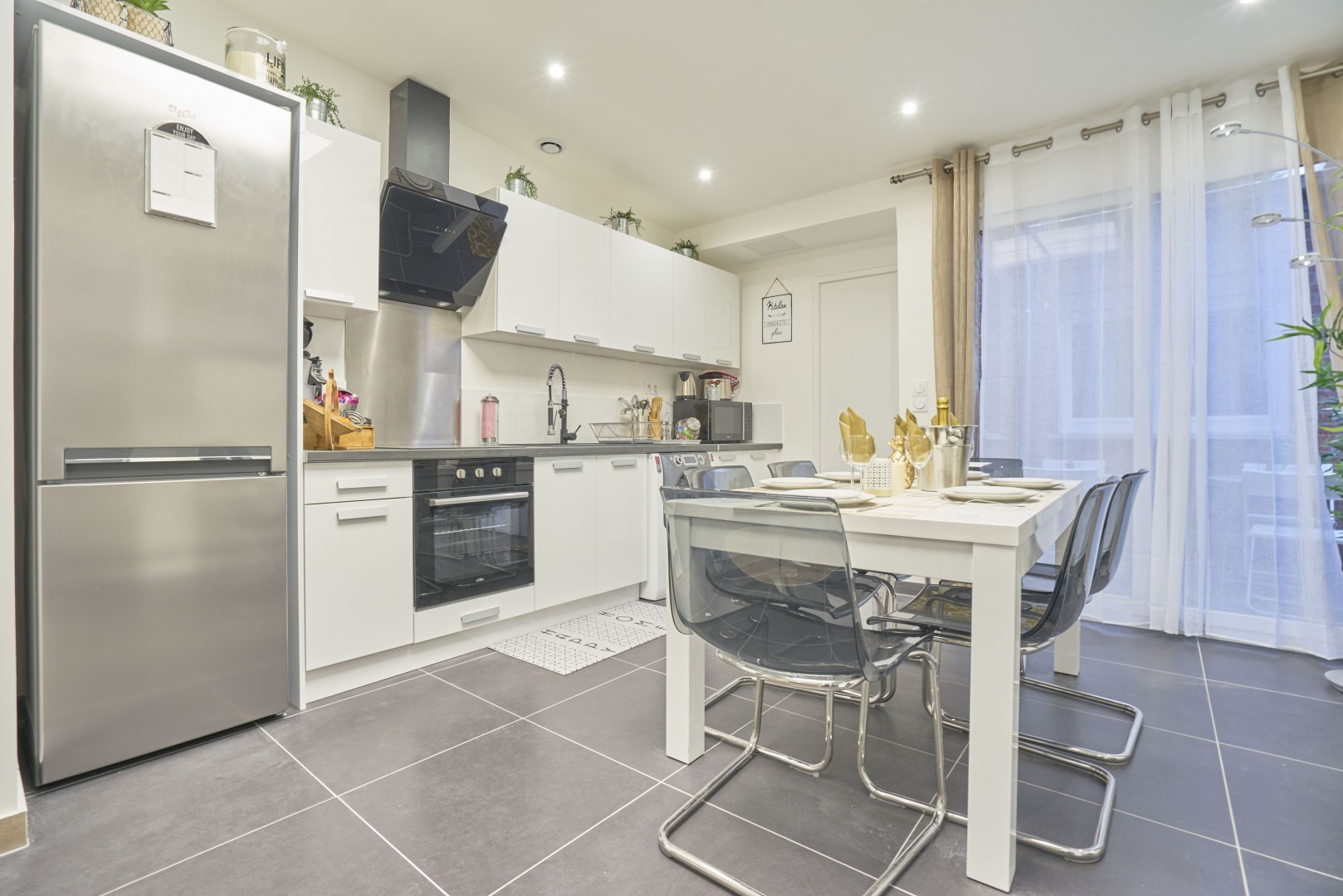 
                                                Colocation
                                                 Colocation 6 chambres