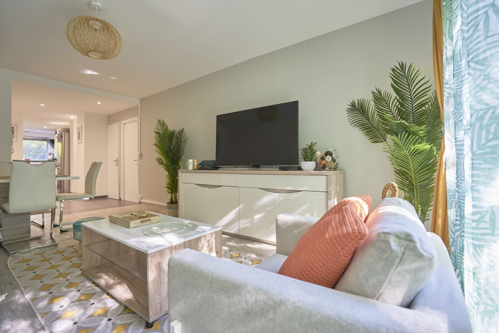 
                                                Colocation
                                                 Colocation 6 chambres