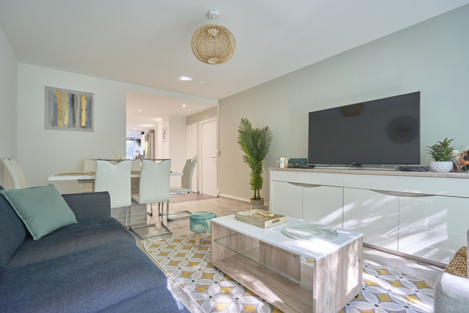 
                                                Colocation
                                                 Colocation 6 chambres