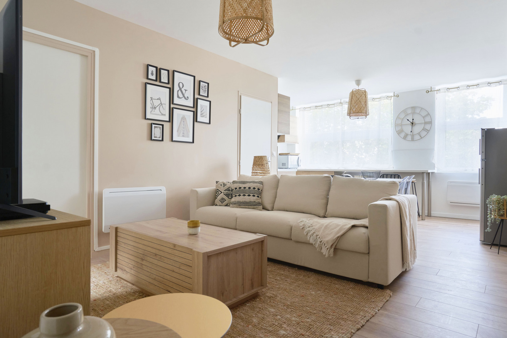 
                                                Colocation
                                                 Colocation 6 chambres