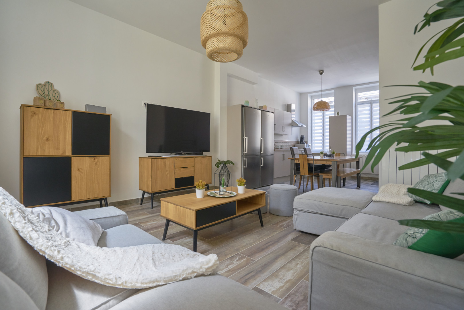 
                                                Colocation
                                                 Colocation 6 chambres