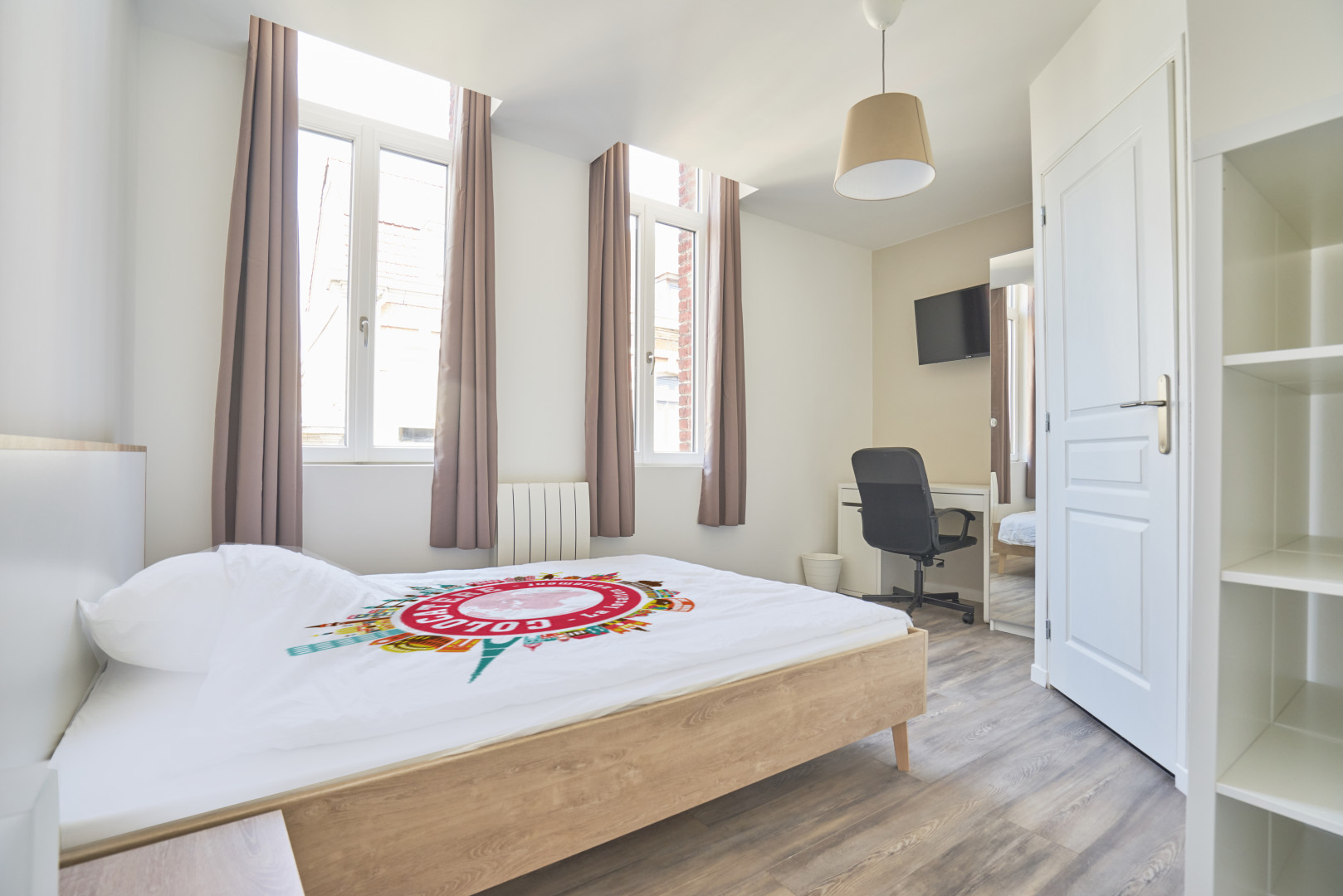 
                                                Colocation
                                                 Colocation 6 chambres