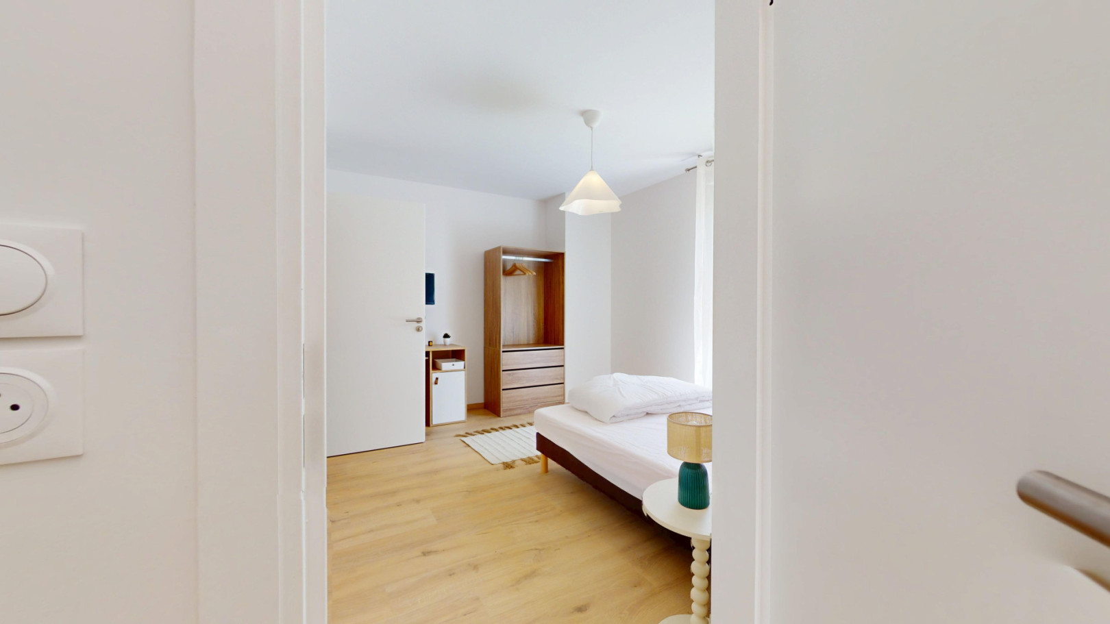 
                                                Colocation
                                                 Colocation 6 chambres