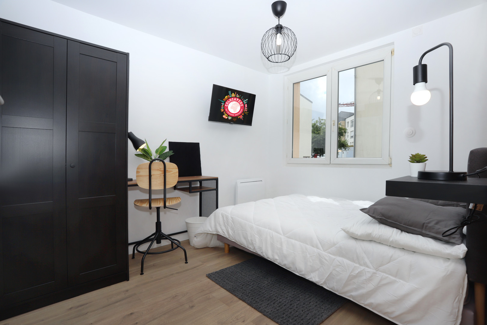 
                                                Colocation
                                                 Colocation 6 chambres