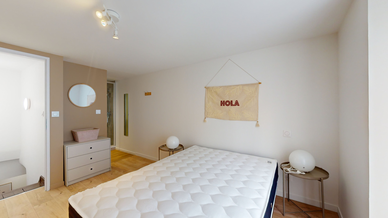 
                                                Colocation
                                                 Colocation 6 chambres