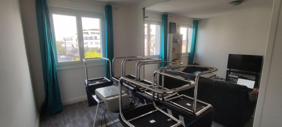 
                                                Colocation
                                                 Colocation  68m² Cezeaux 2 étudiants