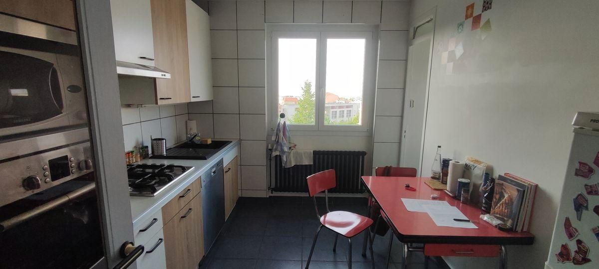 
                                                Colocation
                                                 Colocation  68m² Cezeaux 2 étudiants