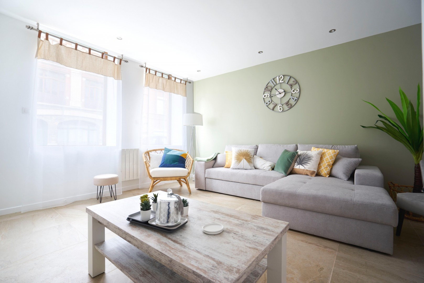 
                                                Colocation
                                                 Colocation 7 chambres