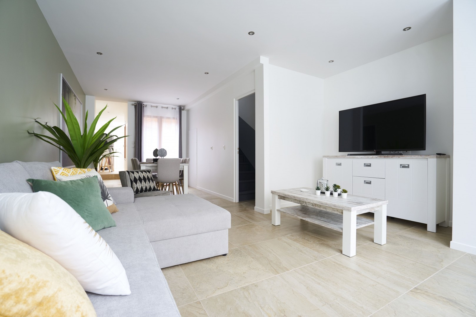 
                                                Colocation
                                                 Colocation 7 chambres