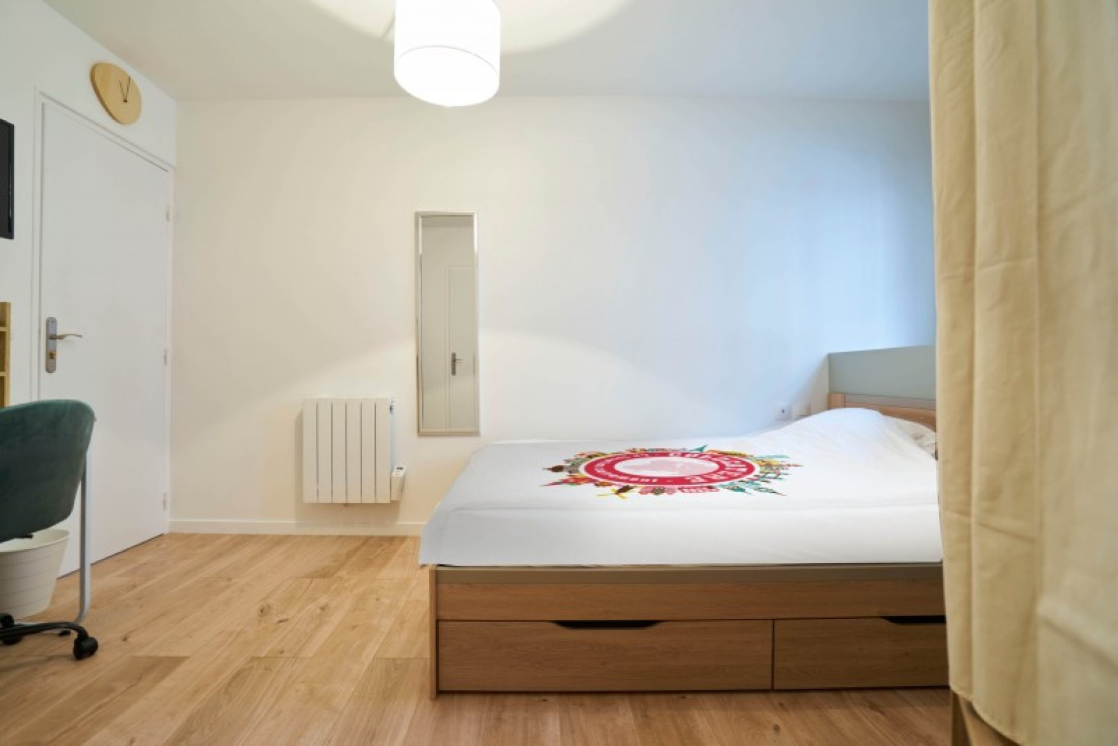 
                                                Colocation
                                                 Colocation 7 chambres