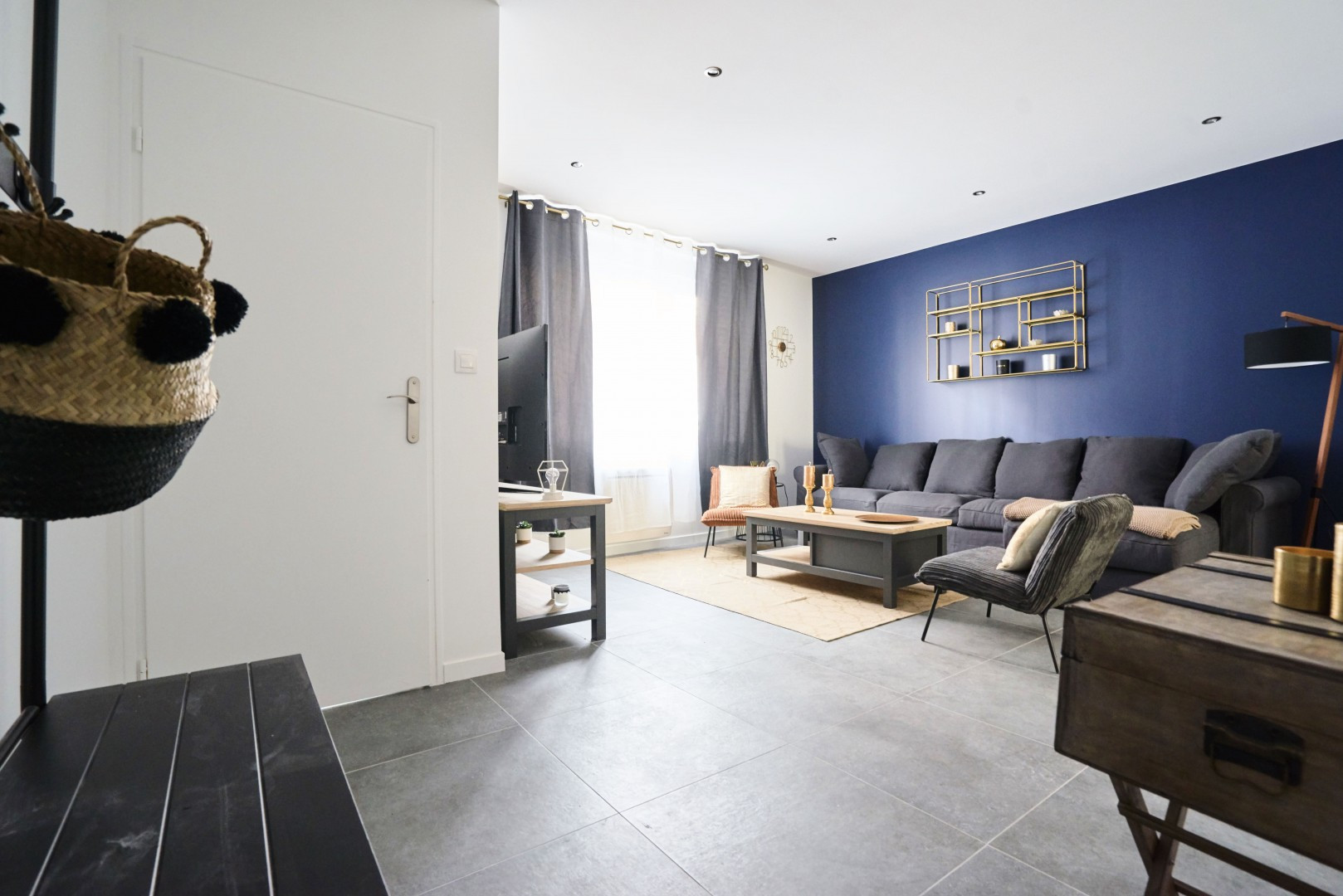 
                                                Colocation
                                                 Colocation 7 chambres