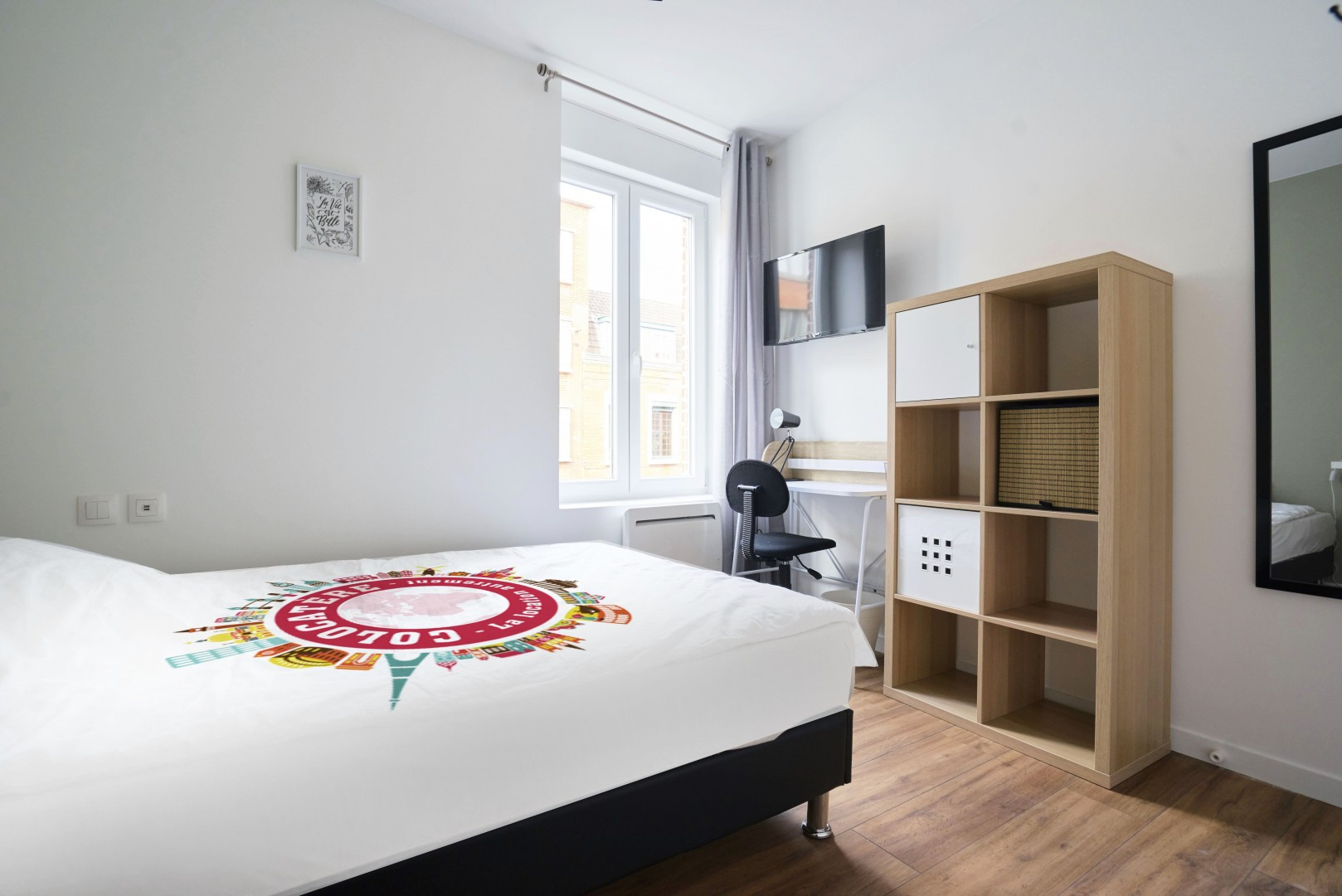 
                                                Colocation
                                                 Colocation 7 chambres