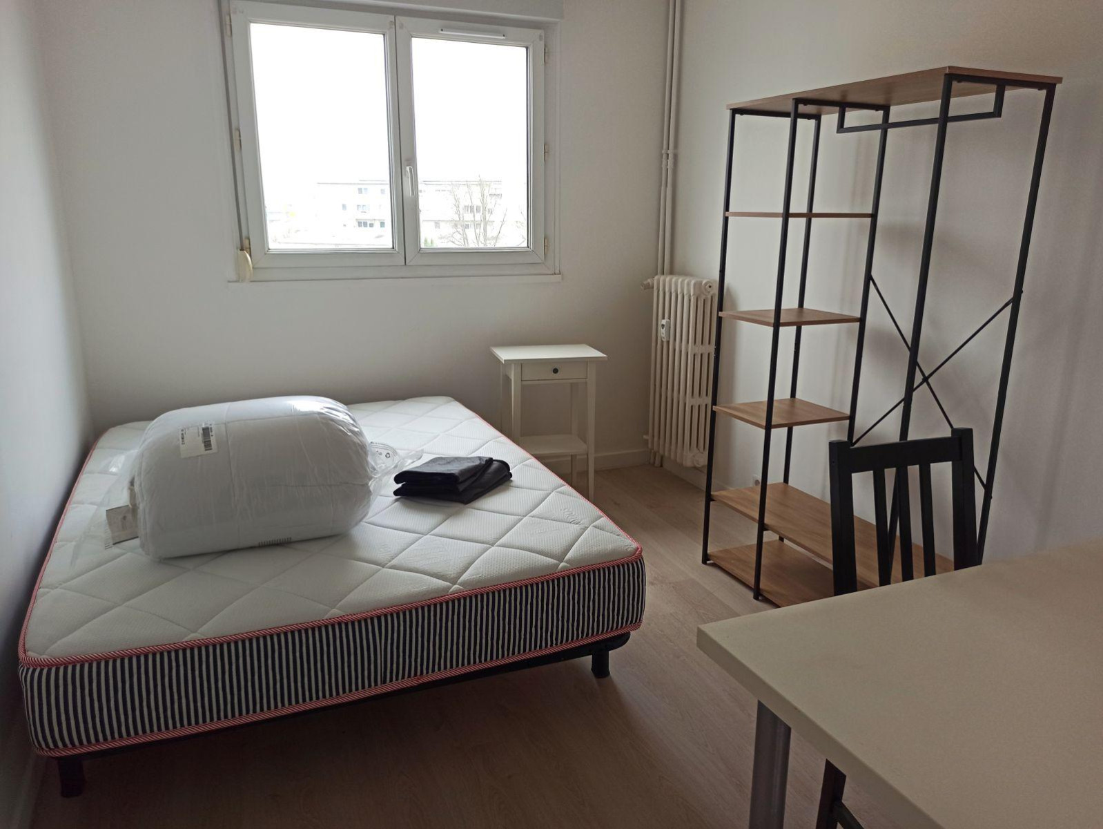 
                                                Colocation
                                                 Colocation 73m² proche hyper centre Reims