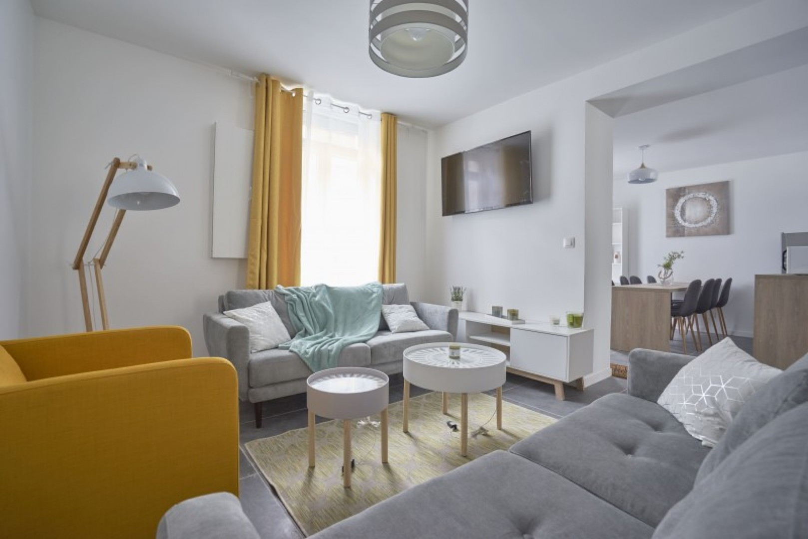 
                                                Colocation
                                                 Colocation 8 chambres