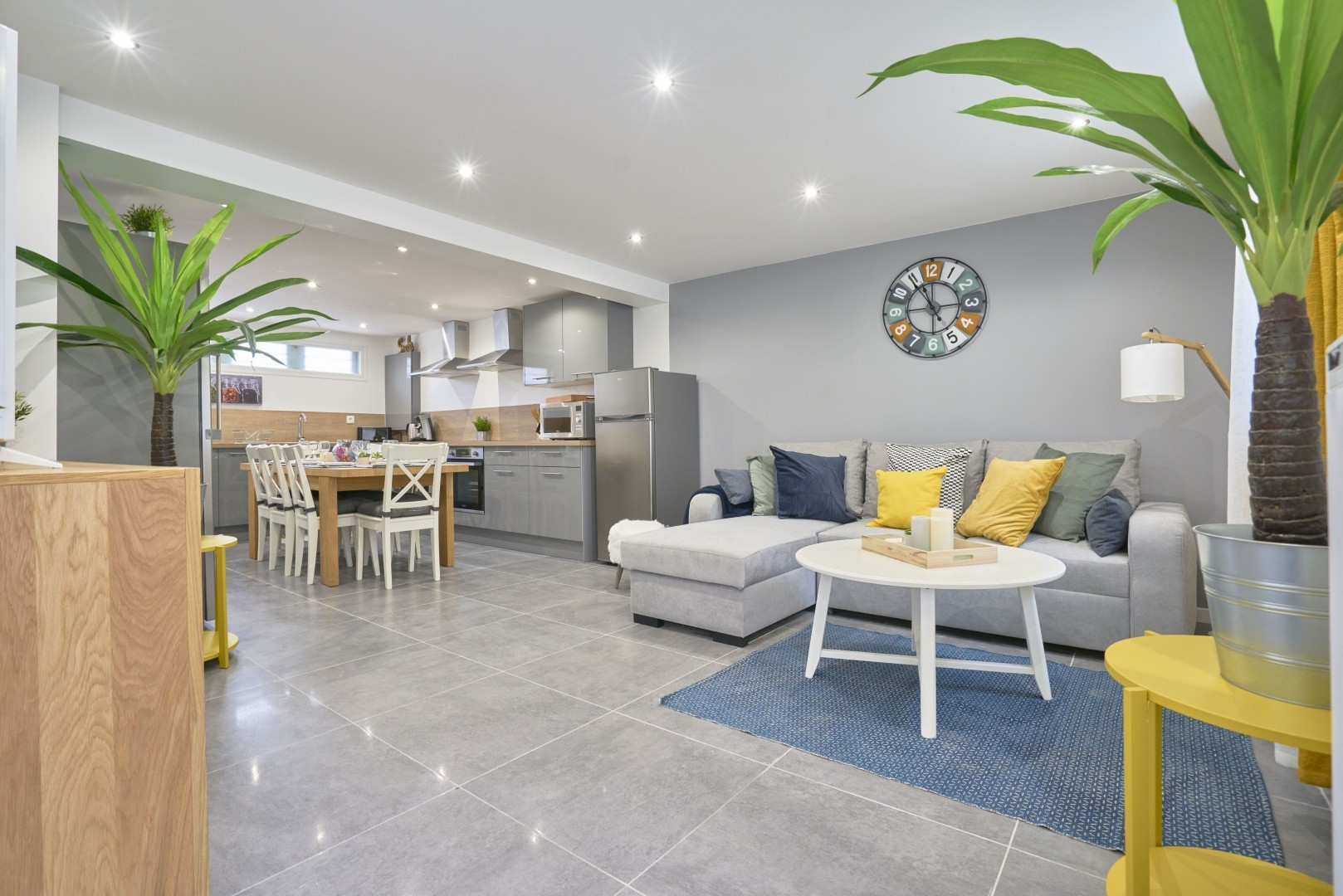 
                                                Colocation
                                                 Colocation 8 chambres