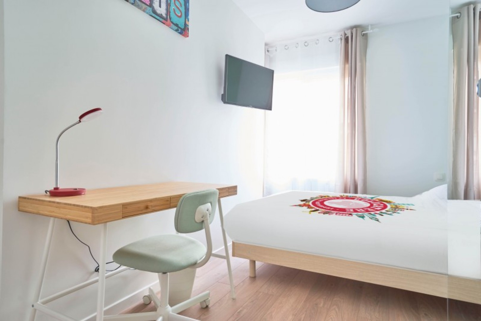 
                                                Colocation
                                                 Colocation 8 chambres