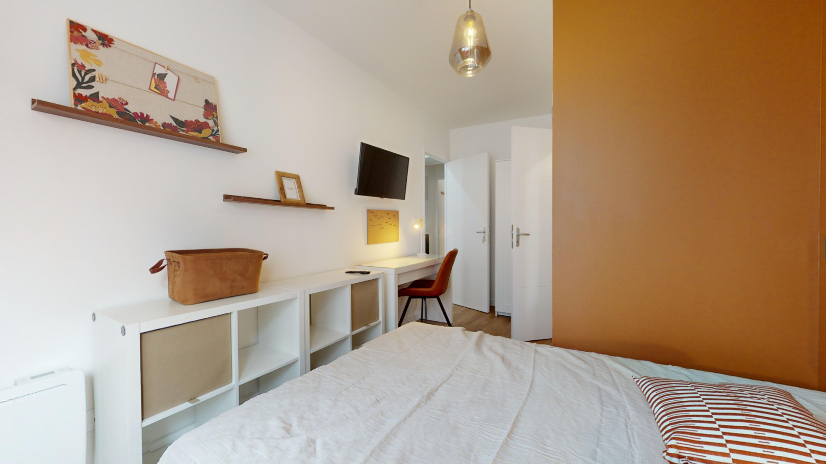 
                                                Colocation
                                                 Colocation 8 chambres