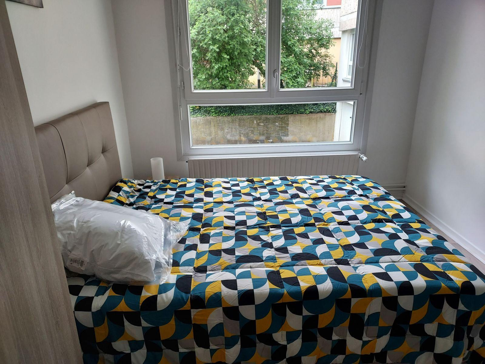 
                                                Colocation
                                                 Colocation 81m² pour 3 personnes refaite à neuf