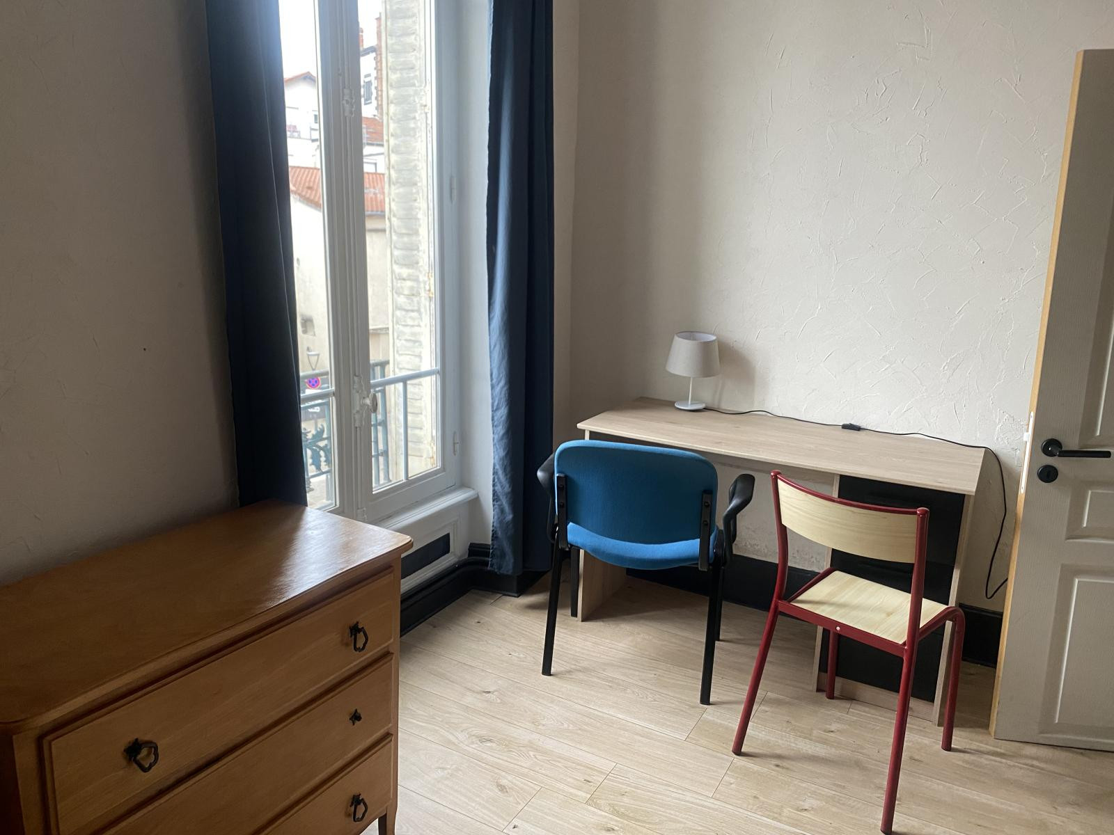 
                                                Colocation
                                                 Colocation à 5 min à pied de Jaude