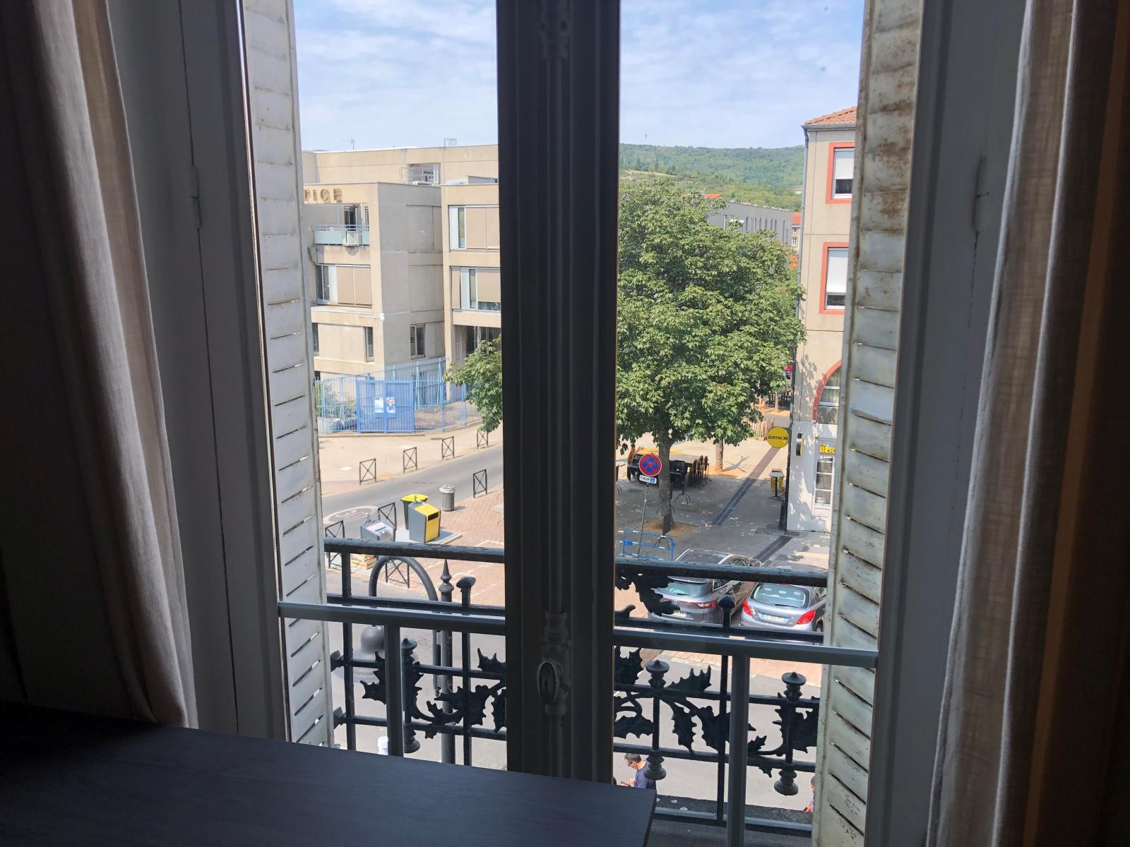 
                                                Colocation
                                                 Colocation à 5 min à pied de Jaude