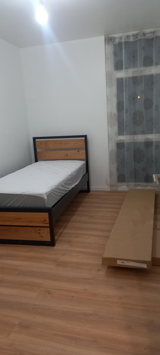 
                                                Colocation
                                                 Colocation à deux  dans un appartement t3 de 56m2