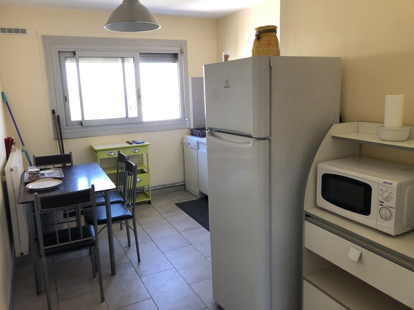 
                                                Colocation
                                                 Colocation à Vénissieux – 1 chambre dispo