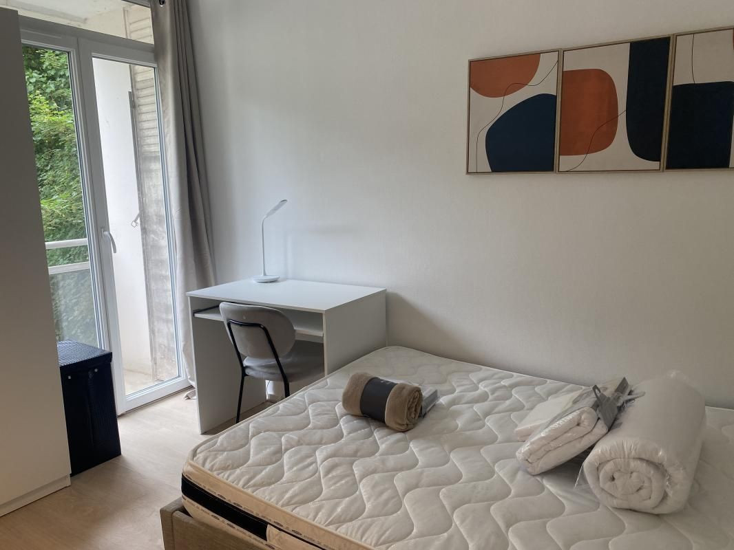 
                                                Colocation
                                                 Colocation avec balcon dans le quartier de Caudéran