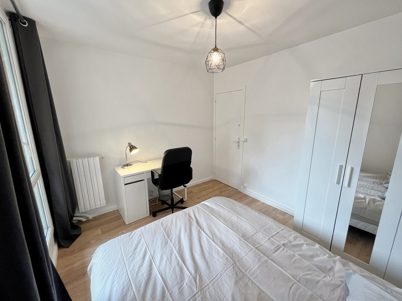 
                                                Colocation
                                                 COLOCATION - AVENUE  GABRIEL PERI