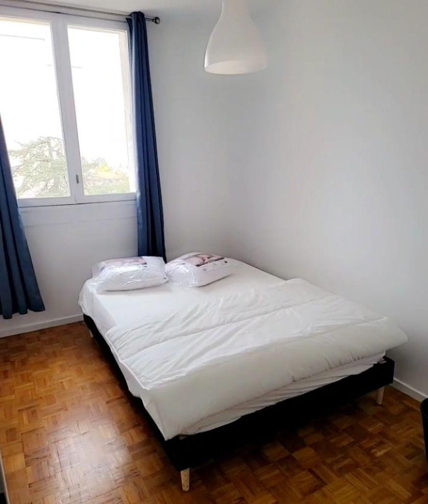 
                                                Colocation
                                                 Colocation bron