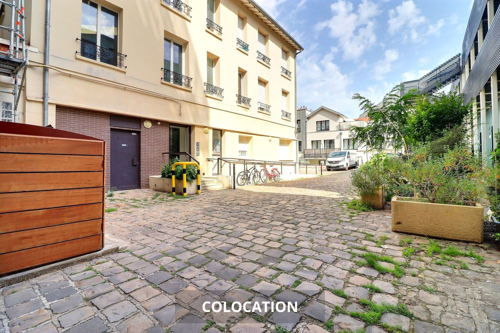 
                                                Colocation
                                                 COLOCATION Centre Bourg la Reine