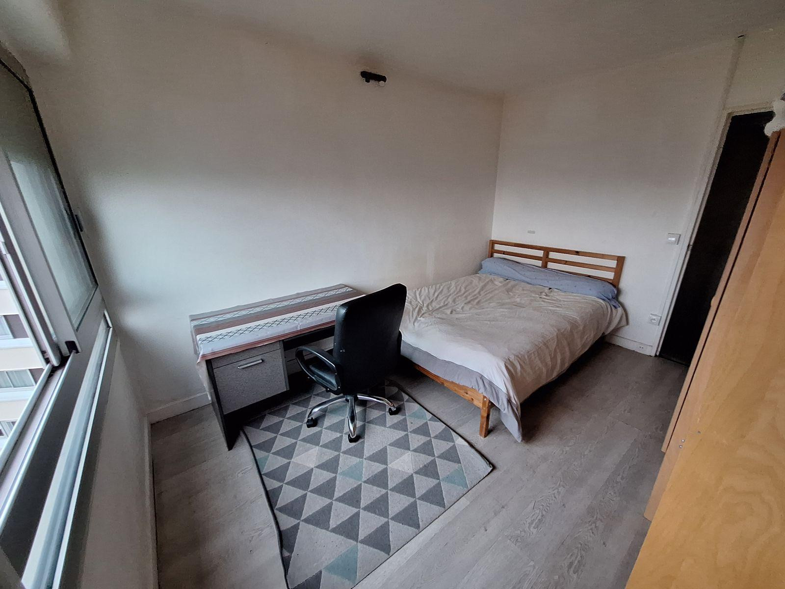 
                                                Colocation
                                                 Colocation / chambre chez l habitant a Massy