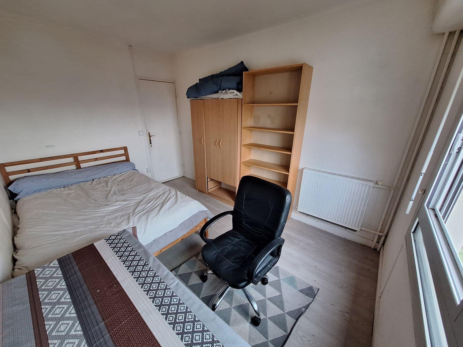 
                                                Colocation
                                                 Colocation / chambre chez l habitant a Massy